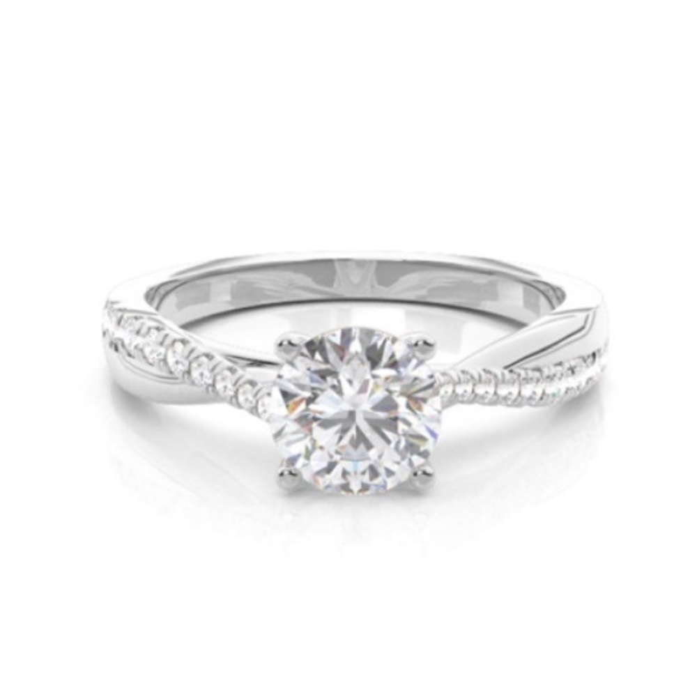 7.5 mossanite engagement ring with certificate